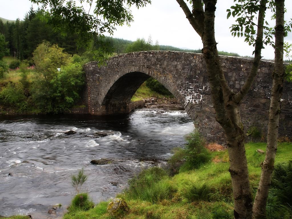 Bridge Of Orchy Hotel Екстериор снимка