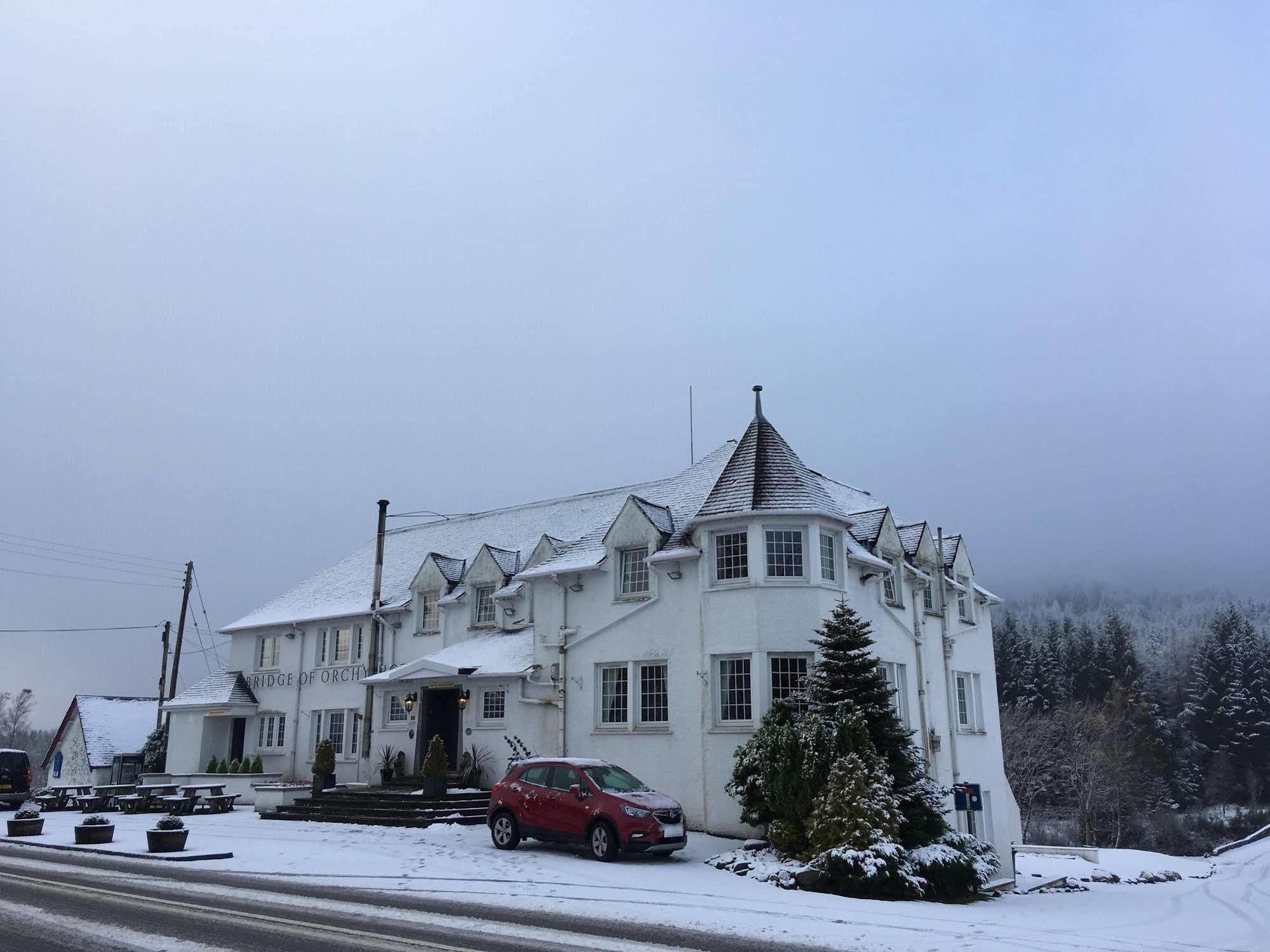 Bridge Of Orchy Hotel Екстериор снимка