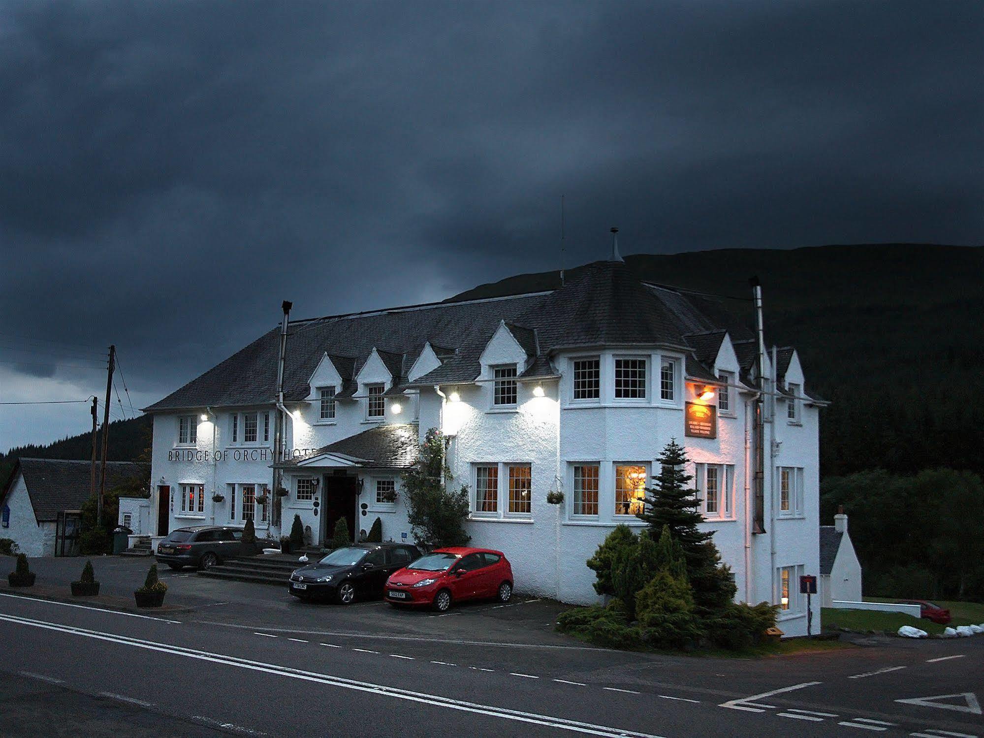Bridge Of Orchy Hotel Екстериор снимка